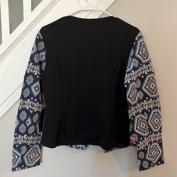 Oober Swank Patterned Blazer - Picture 5 of 7